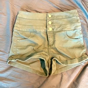 High waisted bottom up shorts